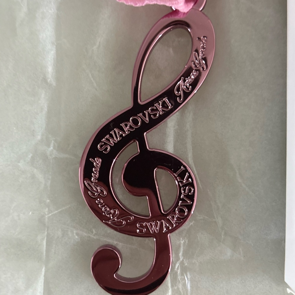 Swarovski Limited Edition Ariana Grande Keychain